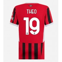 Fotballdrakt Dame AC Milan Theo Hernandez #19 Hjemmedrakt 2024-25 Kortermet